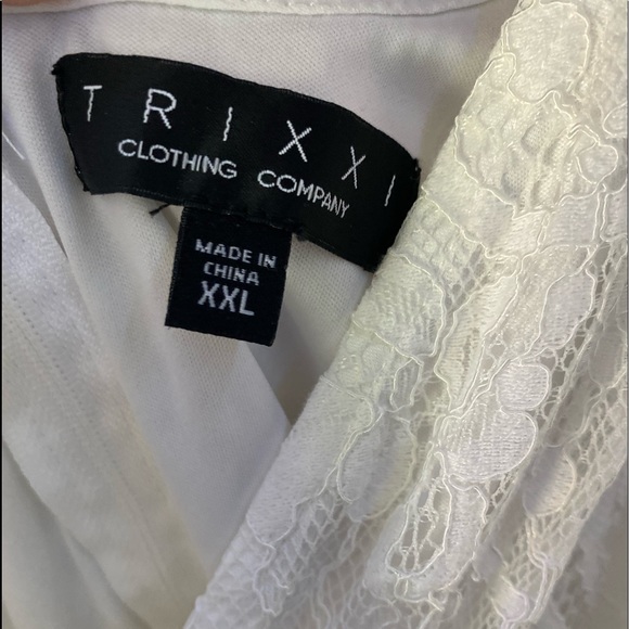 trixxi white laced romper - Picture 3 of 3